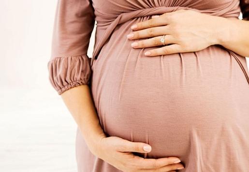 Εξωσωματική γονιμοποίηση: Νέα ανατρεπτικά δεδομένα