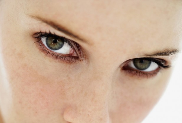 Πόνος στο μάτι: Ο οφθαλμίατρος απαντά…